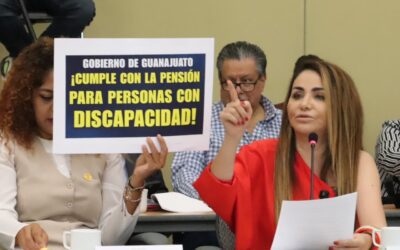 Hades Aguilar exige pensión universal por discapacidad